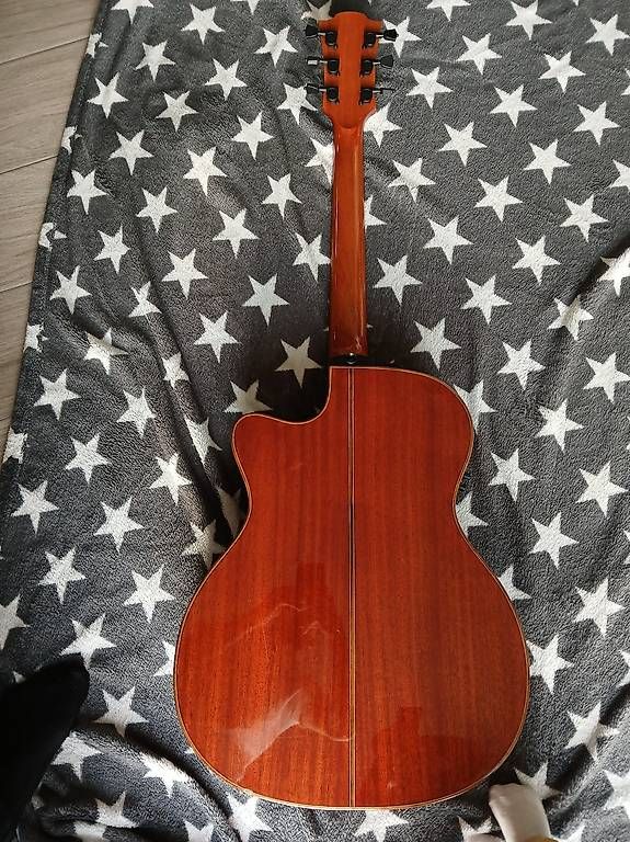Strumenti musicali: Lag Tramontane T200ace électro-acoustique – Usato da Brot-Plamboz venduto da baggiins 2
