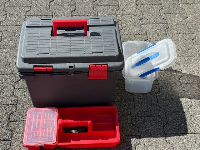 Valigie: Keter Werkzeugkoffer Set - Top Zustand – Usato da Waltenschwil venduto da gaby70