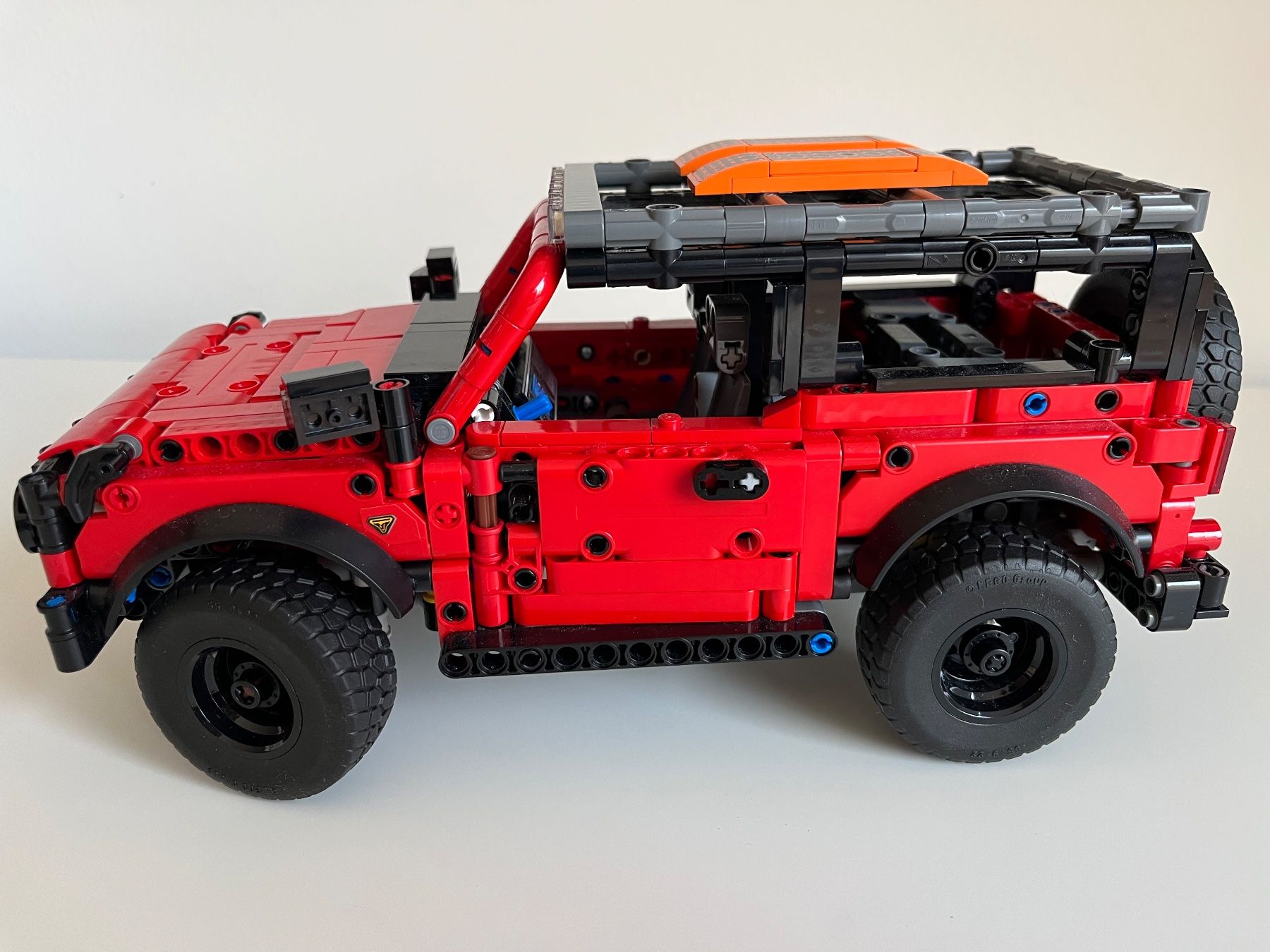 Lego Giocattoli: LEGO Ford Bronco Offroader – Usato da Stäfa venduto da Exclusive0