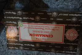 Nag Champa Zimt  Räucherstäbchen BOX