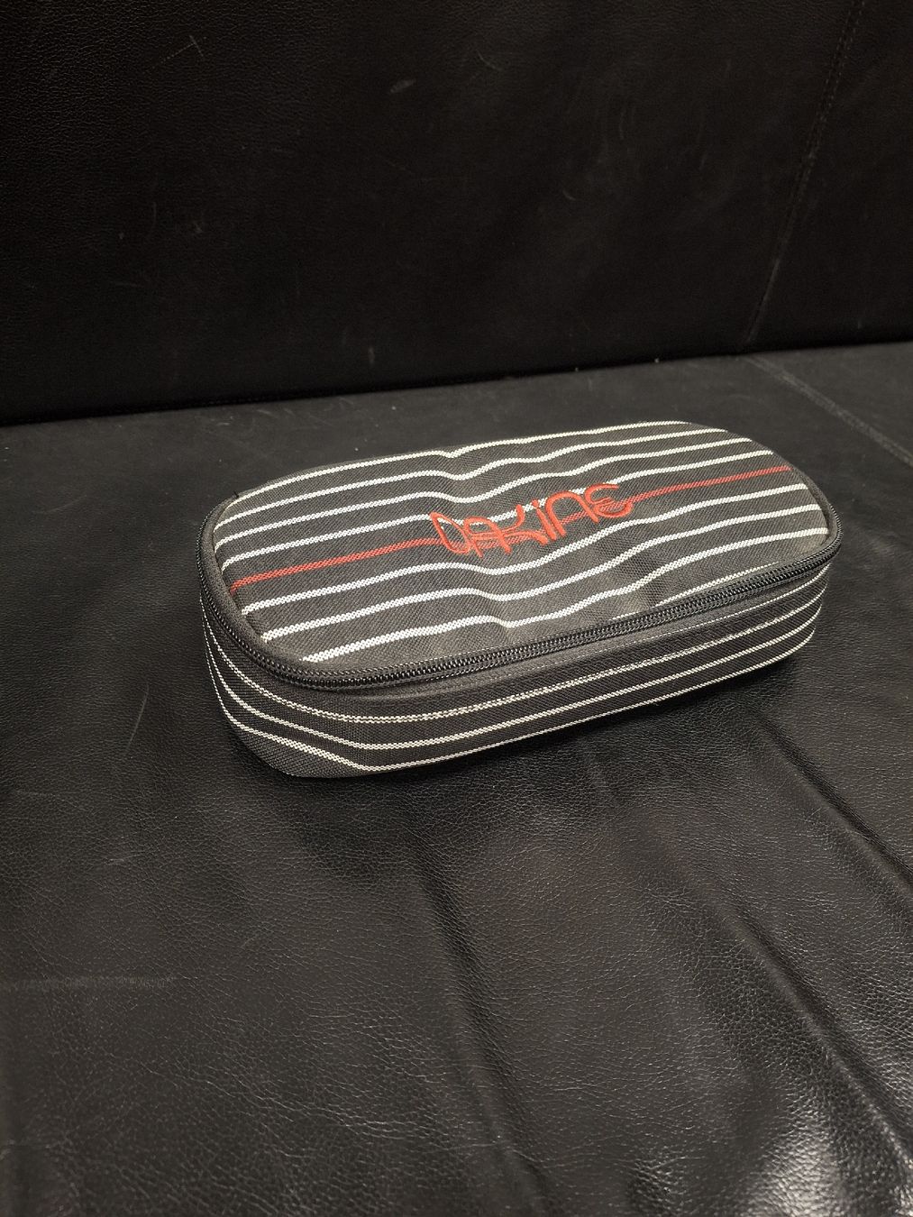 Dakine Schüler-Etuis: Dakine Etui – Neu (gemäss Beschreibung) aus Adelboden von oestersport 1