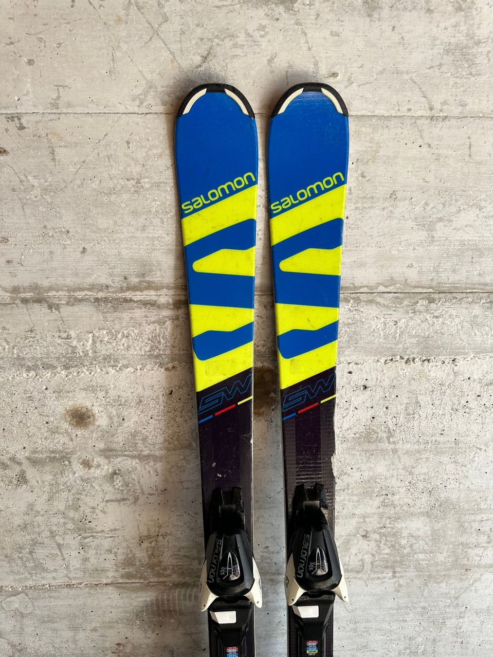 Salomon Skis: Salomon Kinderski 130cm – Gebraucht aus Emmenbrücke von karkarkar 1