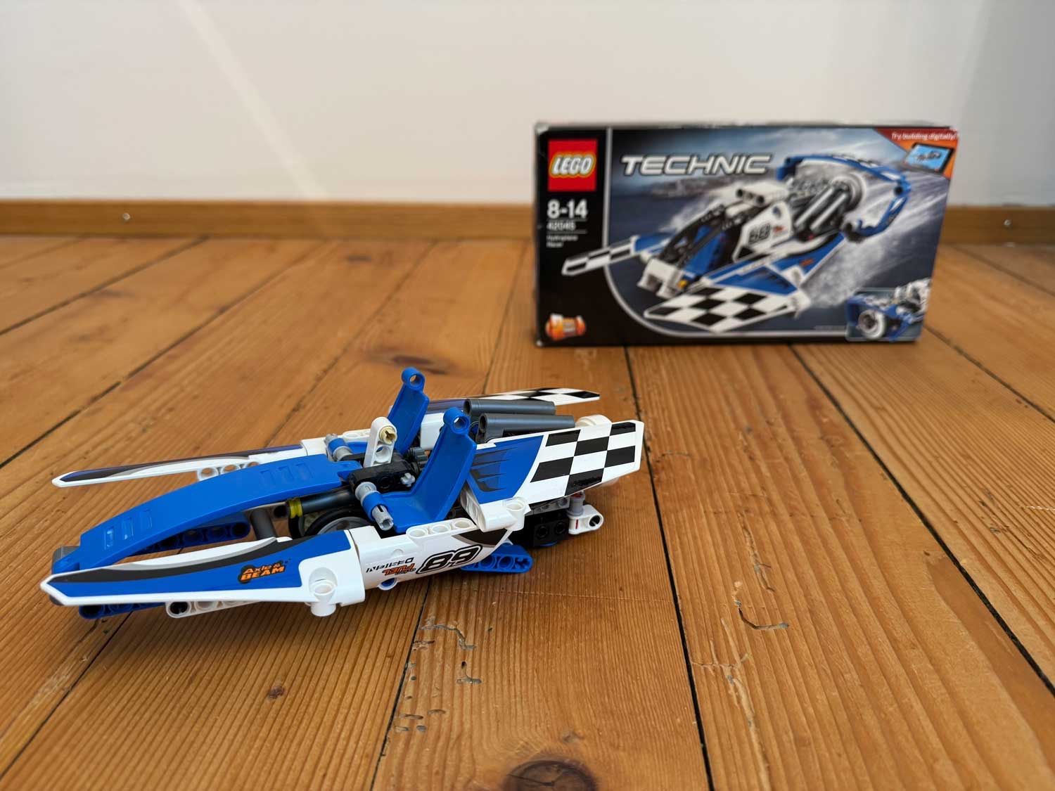 Technics Kit di costruzioni: 42045 LEGO Renngleitboot – Usato da Winterthur venduto da Nike01