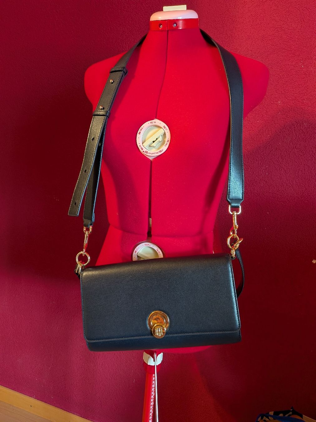 Tommy Hilfiger Borse da donna: sac tommy Hilfiger – Nuovo (secondo la descrizione) da Vionnaz venduto da MarinaMGB