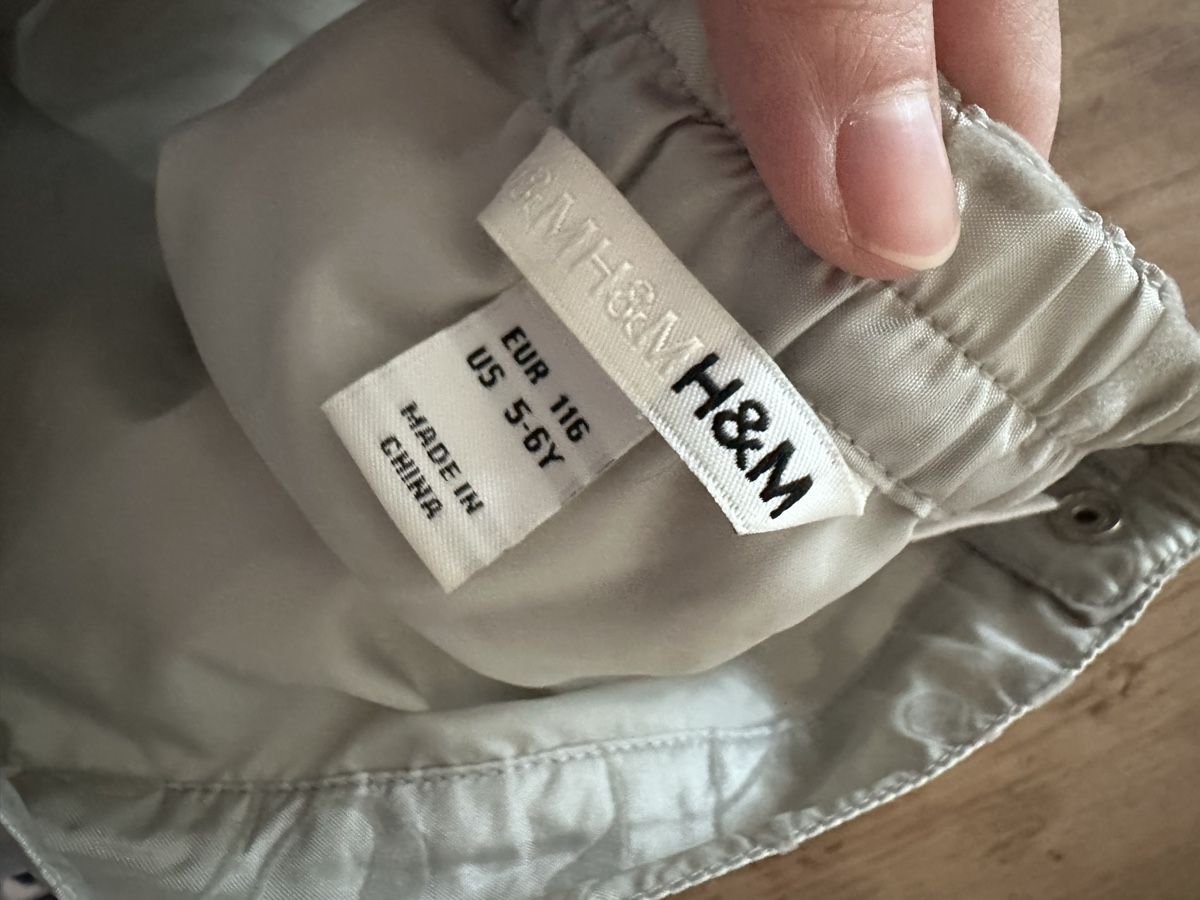 H&M Kleider & Röcke: Jupe gris – Neu (gemäss Beschreibung) aus Biel/Bienne von Eri_25px 1