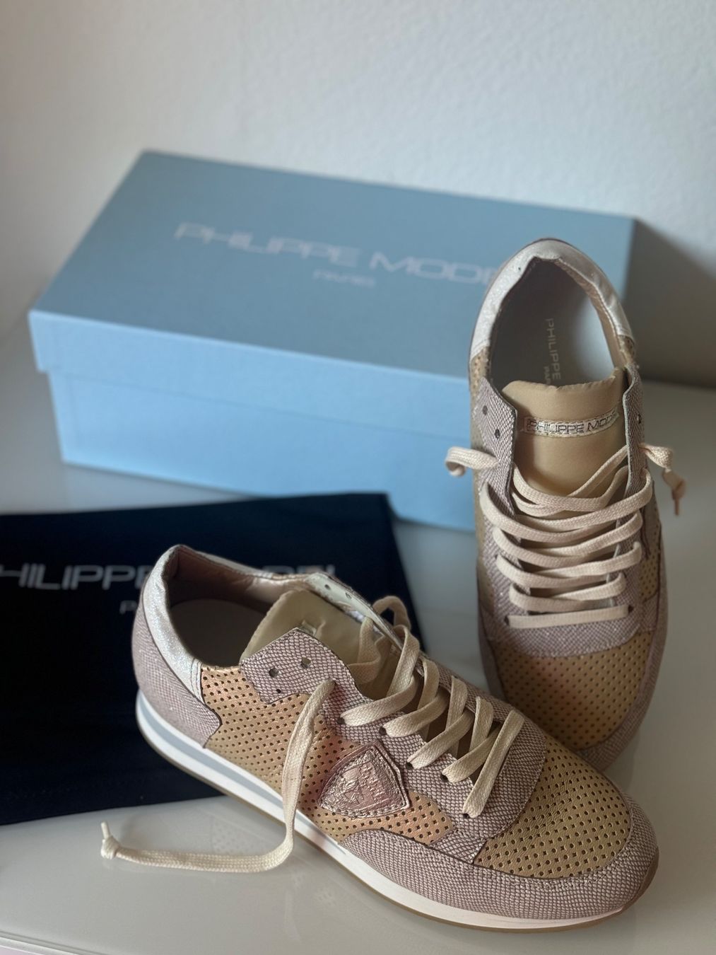 Scarpe da donna: Philippe Model Sneaker – Nuovo (secondo la descrizione) da Kaiseraugst venduto da Blondi_xx