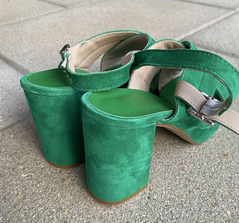 Damenschuhe: Pumps mit Blockabsatz, Grösse 38 – Gebraucht aus Nürensdorf von pgiuga 2