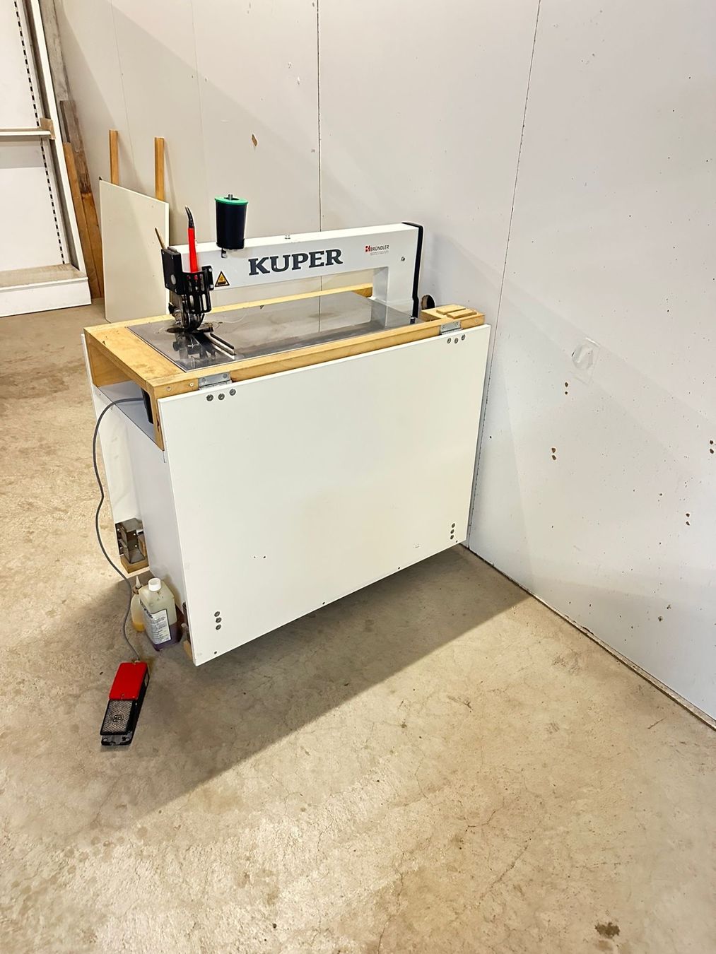 Nähmaschinen: Furniernähmaschine – Gebraucht aus Volketswil von ars_sjh2 1