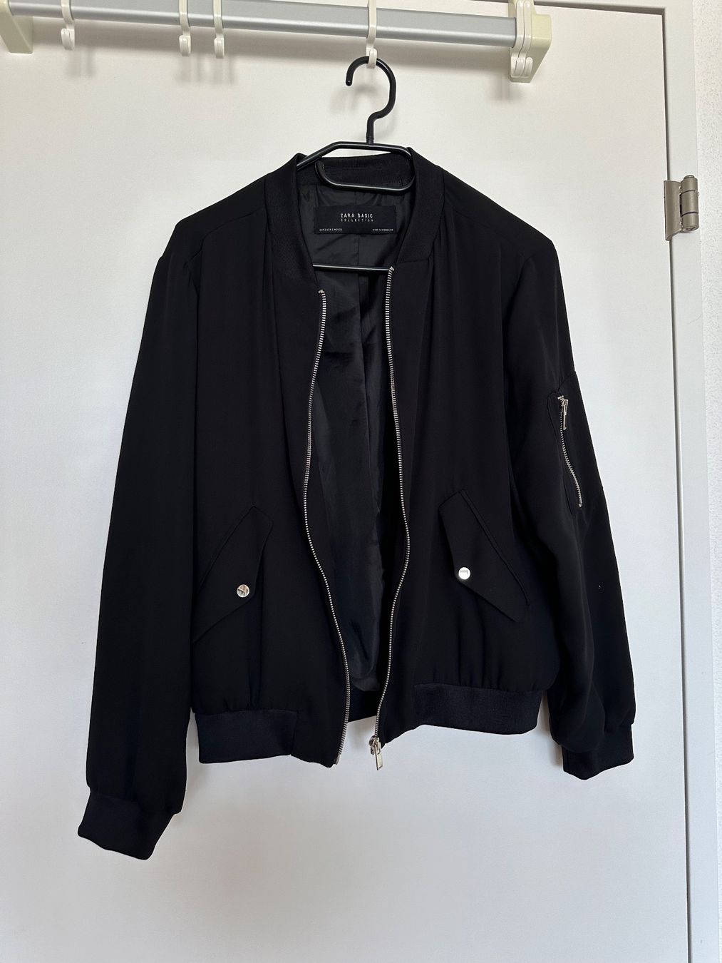 Zara Giacche: Zara Bomber Jacke - S - NEU! – Nuovo e nell'imballaggio originale da Pfäffikon SZ venduto da ansyyy 1