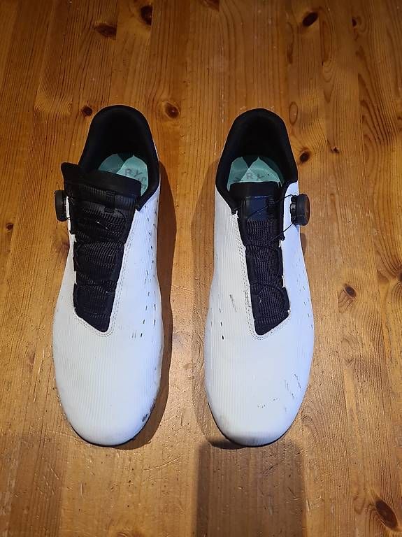 Scarpe da uomo: Chaussures Vélo de route, pointure 46 – Usato da Châtel-St-Denis venduto da max_fri