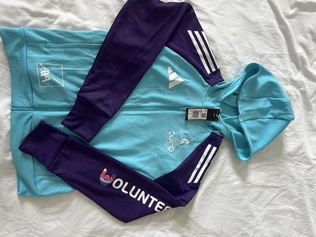 UEFA EURO 2025 Adidas Kapuzen Sweatshirt 