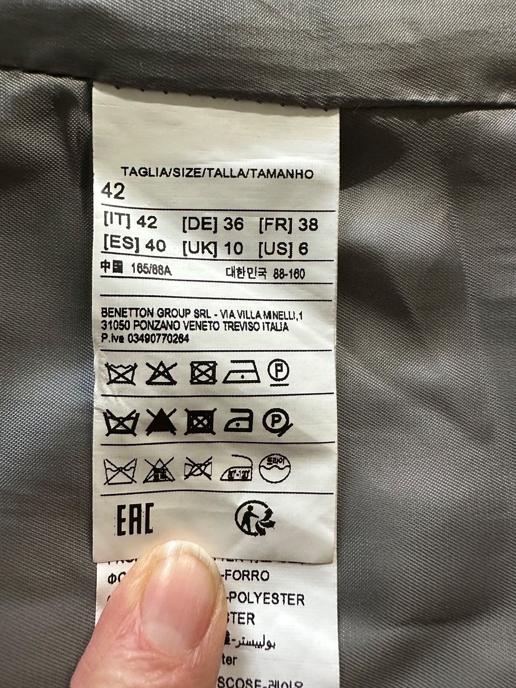 Benetton Mäntel: Benetton Damen Mantel – Gebraucht aus Winterthur von Tramstrasse 1