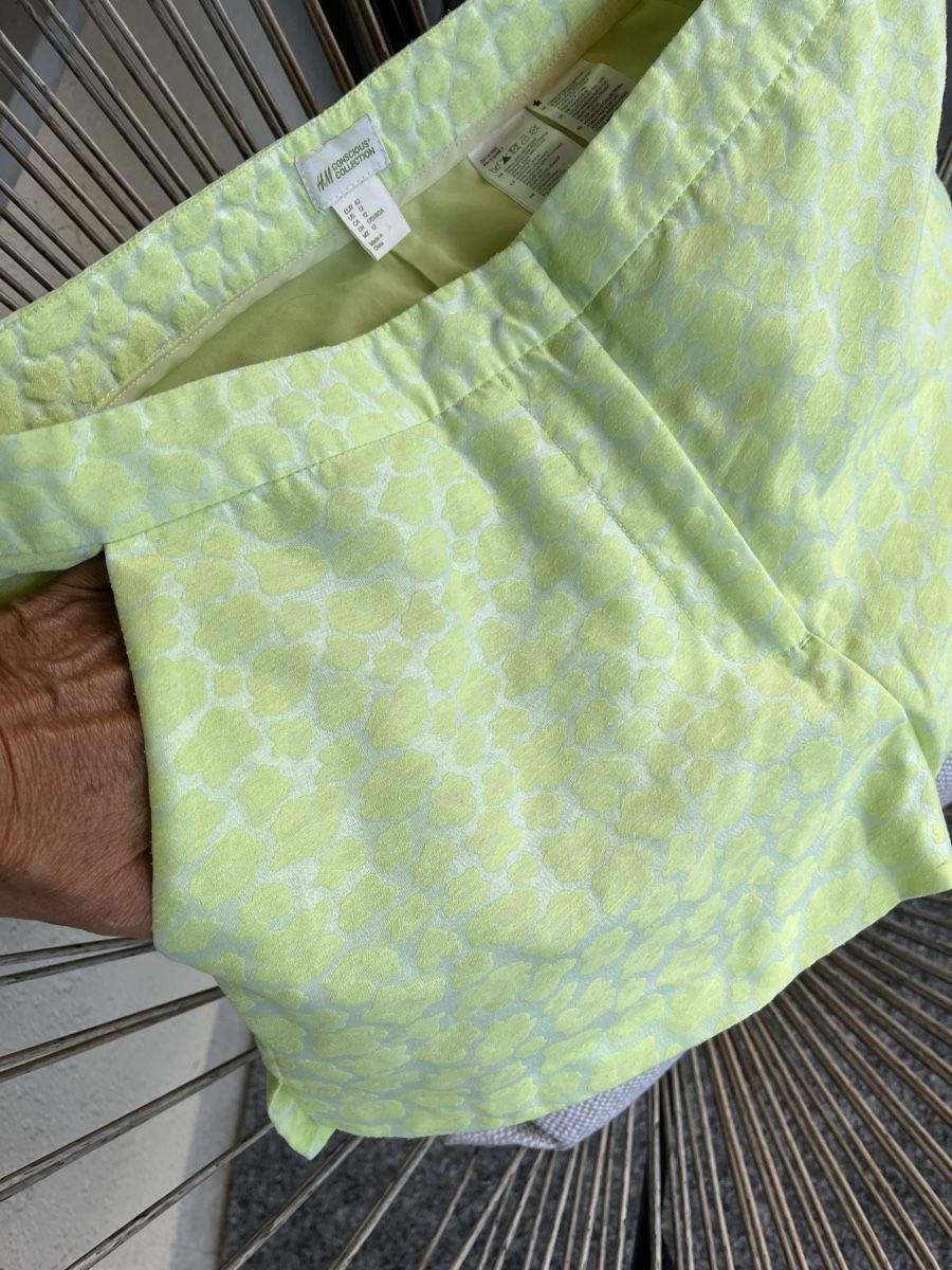 Pantaloni: Neon  Hotpants – Usato da Wermatswil venduto da -secondchance- 3