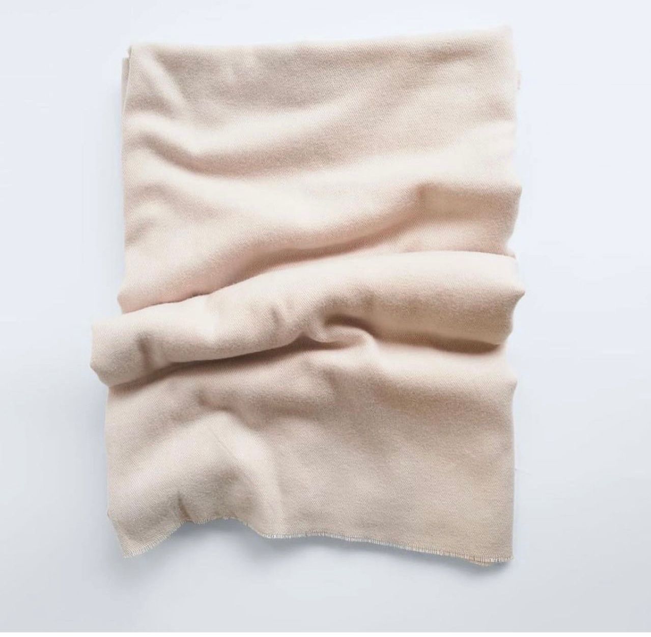 Zara Foulard & Sciarpe: beautiful soft scarf zara – Nuovo e nell'imballaggio originale da Opfikon venduto da til_t7ww 1