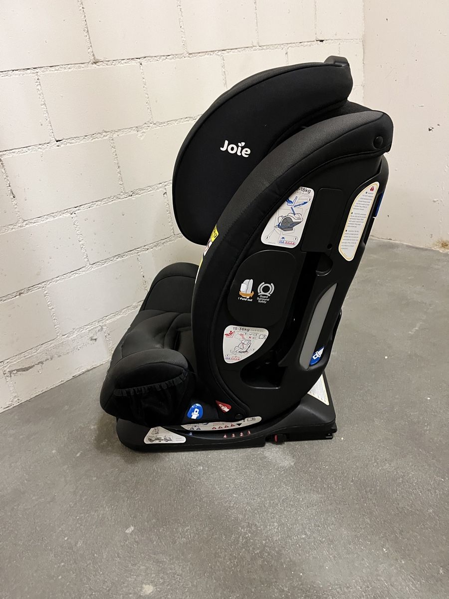 Joie Sièges auto: Kindersitz Joie C1721 – D'occasion à Bärschwil par Neo_777 1