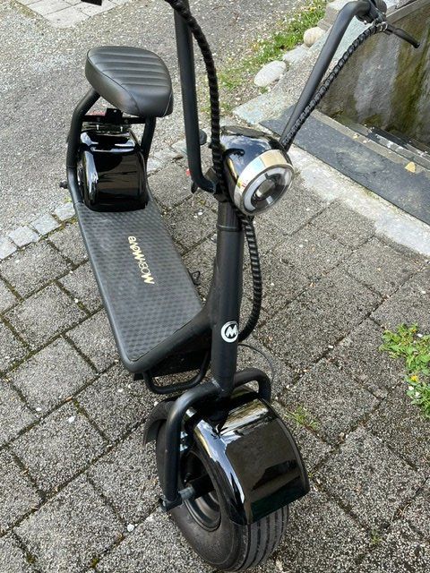 Veicoli elettrici: Elektro Scooter 20 KM,- E-Roller-- Top Zustand,--- – Usato da Kreuzlingen venduto da Mio16 4