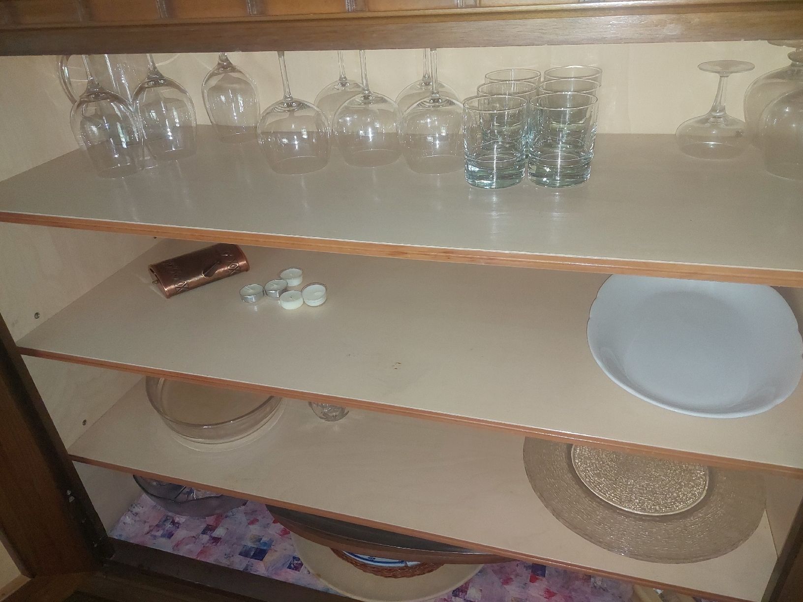 Credenze: Fraubrunnen Geschirrschrank/Sideboard – Usato da Reitnau venduto da milonia08 6