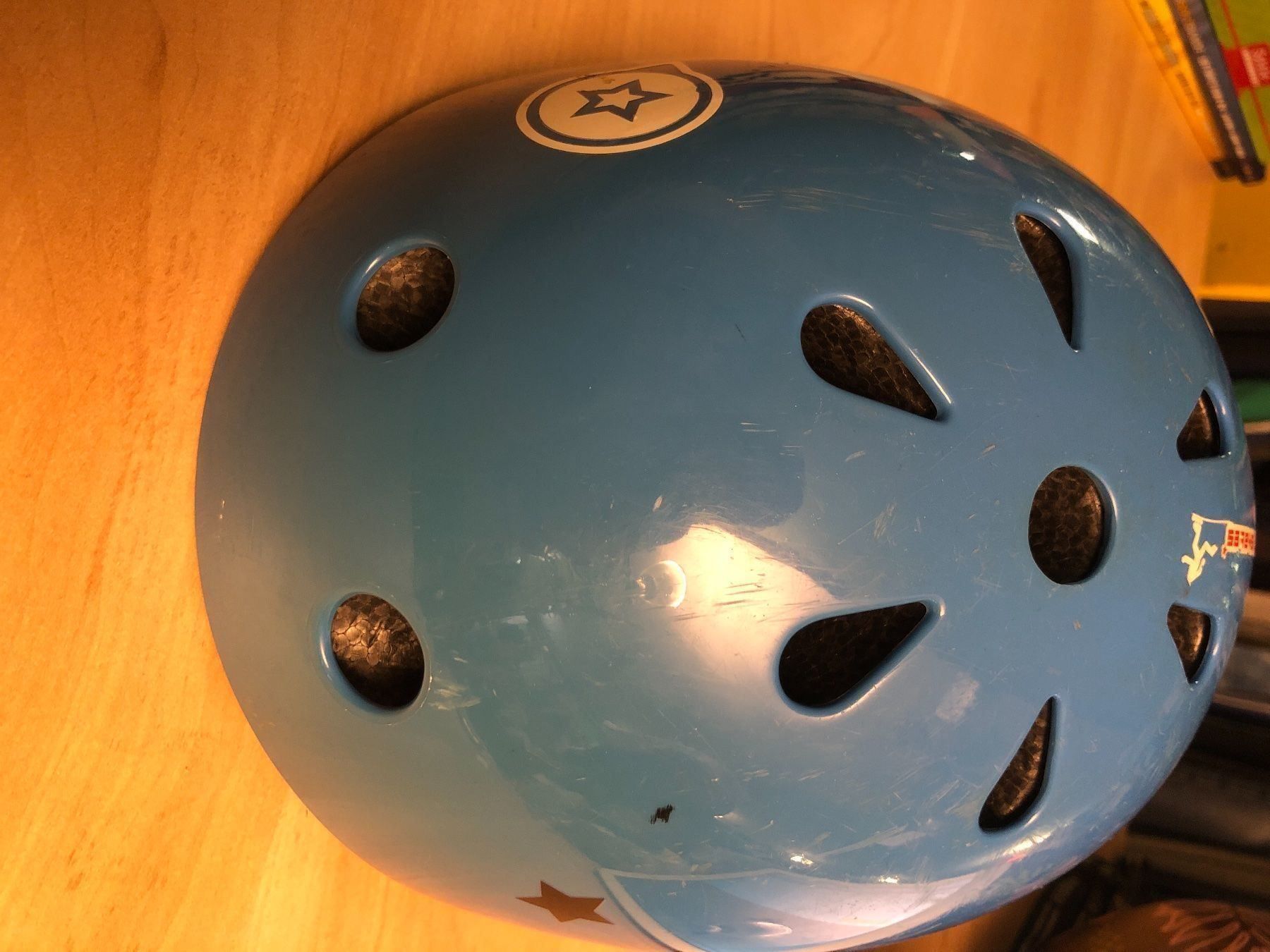Casques: Decathlon Skaterhelm Gr.48-52 – D'occasion à Obergerlafingen par cabo4 4