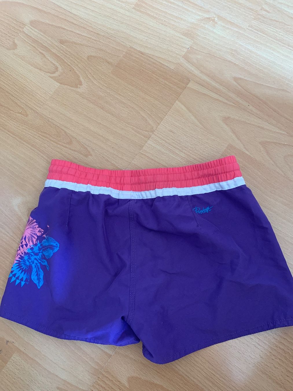 Protest Hosen: Joli short Protest taille 140 - 10 ans – Gebraucht aus MEYRIN von Gwendo10 1