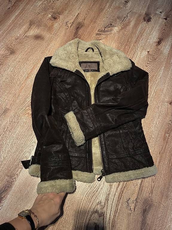 Giacche: Corty Bennett Lederjacke Vintage – Usato da Ebnat-Kappel venduto da GiGiSwiss 2