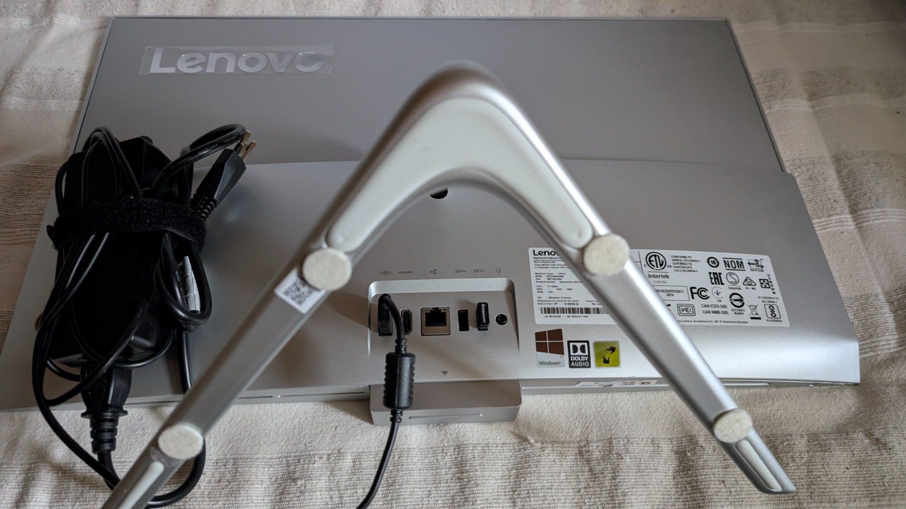 Lenovo PC: Lenovo All in One. Perfekt für Linux – Usato da Köniz venduto da grar 3