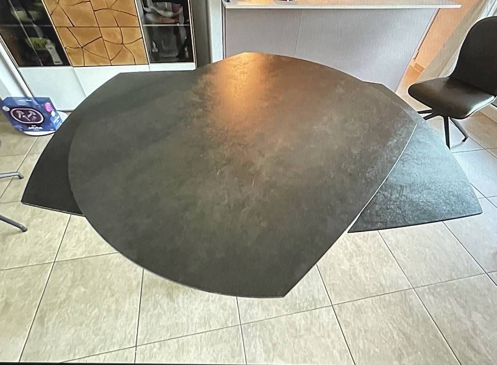 Tavoli: Table en céramique anthracite extensible – Usato da Mollens VS venduto da cha_wh9r 3
