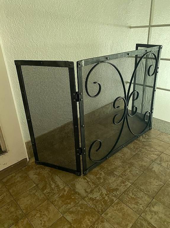 Accessori: Cheminée Funkenschutzgitter – Usato da Bern venduto da Alexandra9 1