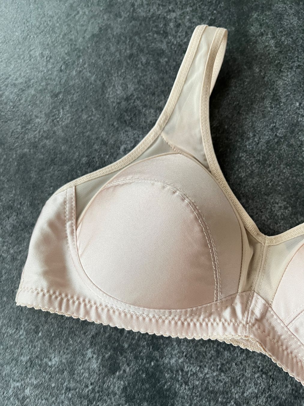 Altra biancheria intima: 4er BHs - Größe 85B – Nuovo (secondo la descrizione) da Kilchberg ZH venduto da Simple.Life 7