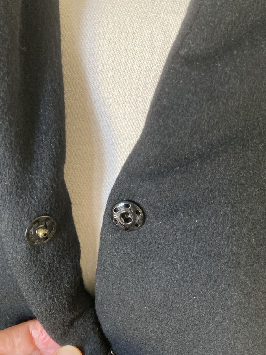 Jacken: Wunderbare Jacke, Gr. 36, schwarz, Kaschmirgemisch – Gebraucht aus Zürich von einefreude 5
