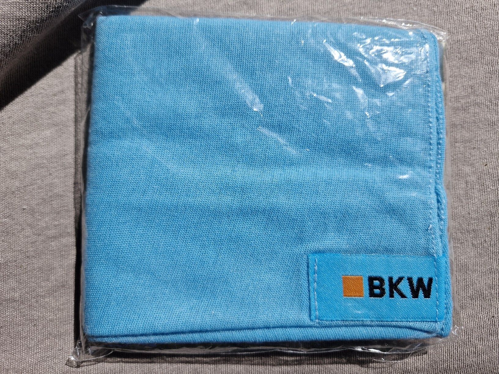 Foulard & Sciarpe: Bandana von BKW in Originalverpackung – Nuovo e nell'imballaggio originale da Frauenfeld venduto da Kasico 1