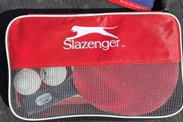 Slazenger Tischtennis Set mit 3 Bällen