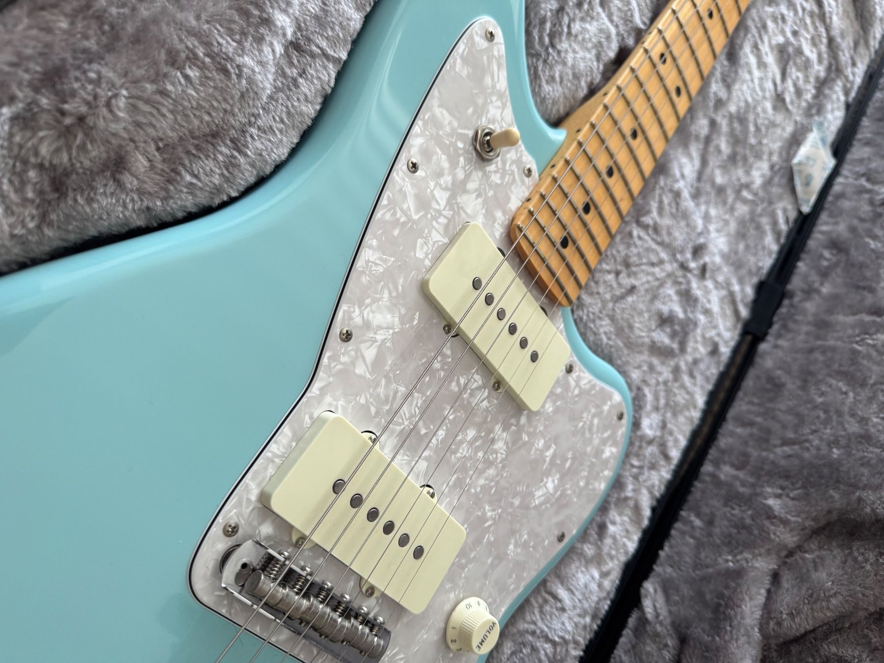Fender Strumenti musicali: Fender Jazzmaster MIJ FSR Daphne Blue – Nuovo (secondo la descrizione) da Origlio venduto da sto_2pxf 1