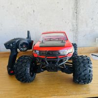 RC Monstertruck Vaterra Raptor mit Fernsteuerung</div>