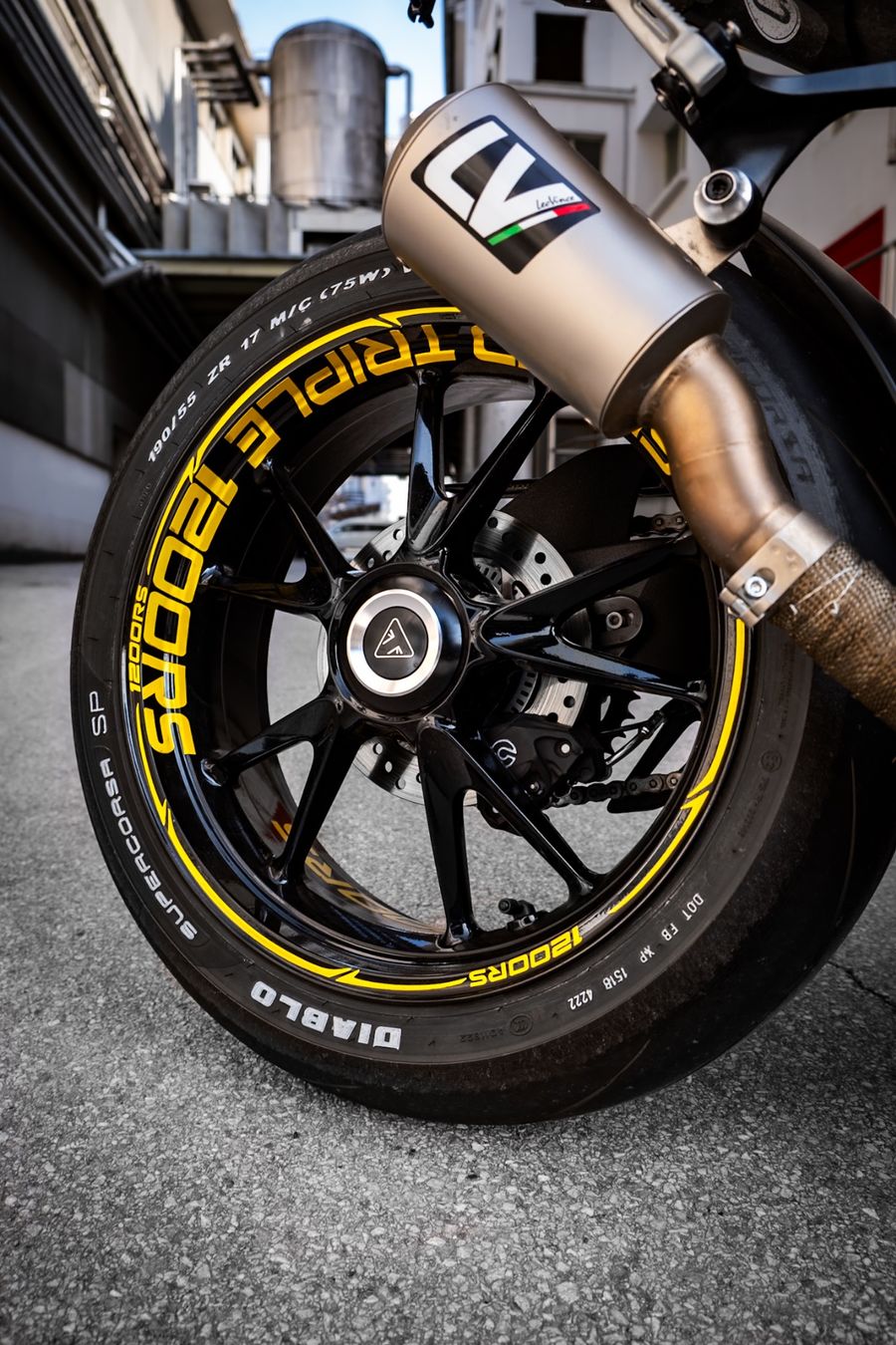 Triumph Strada: Triumph Speed Triple 1200 RS – Usato da St-Séverin venduto da Miss_portista 5