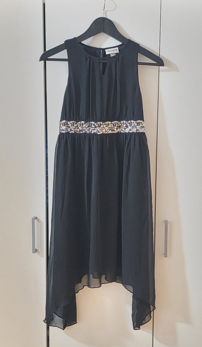 H&M Robes et jupes: Abendkleid Gr.152 – Neuf (Voir description) à Gerlafingen par SiM_sch