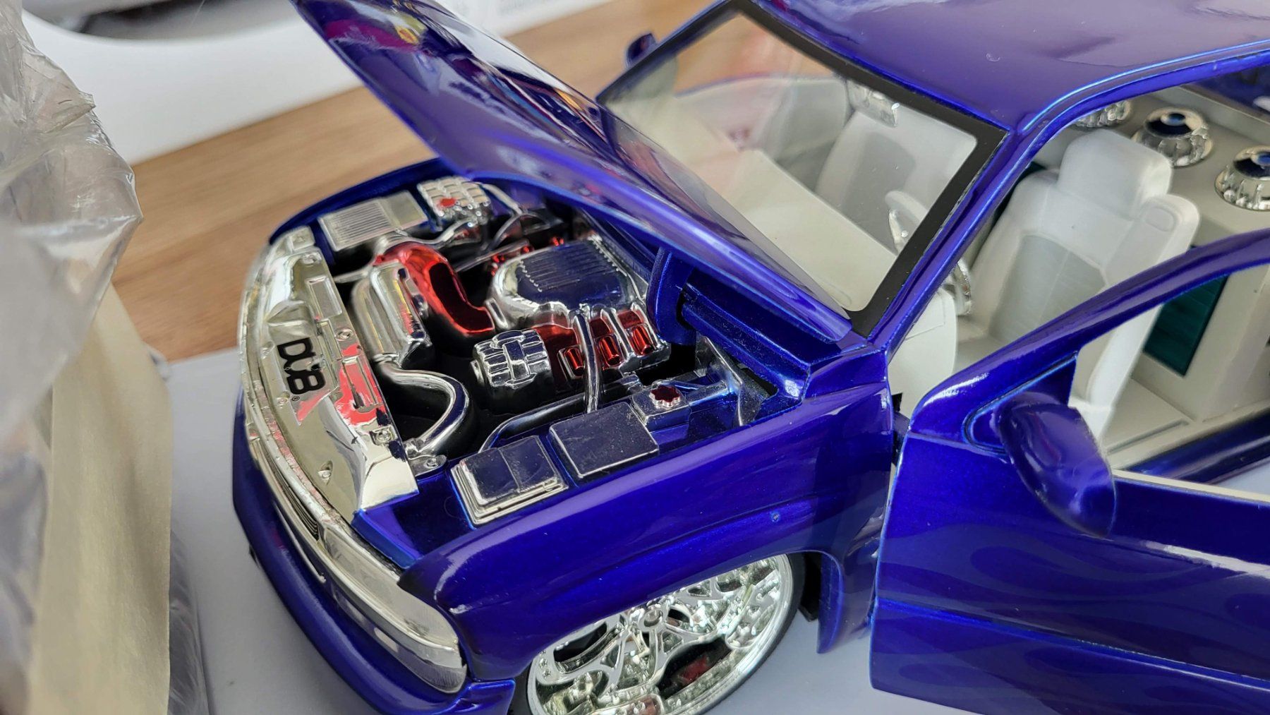 Modellautos: Chevrolet Silverado 1:18 DUB City – Gebraucht aus Rothrist von Juana5 6