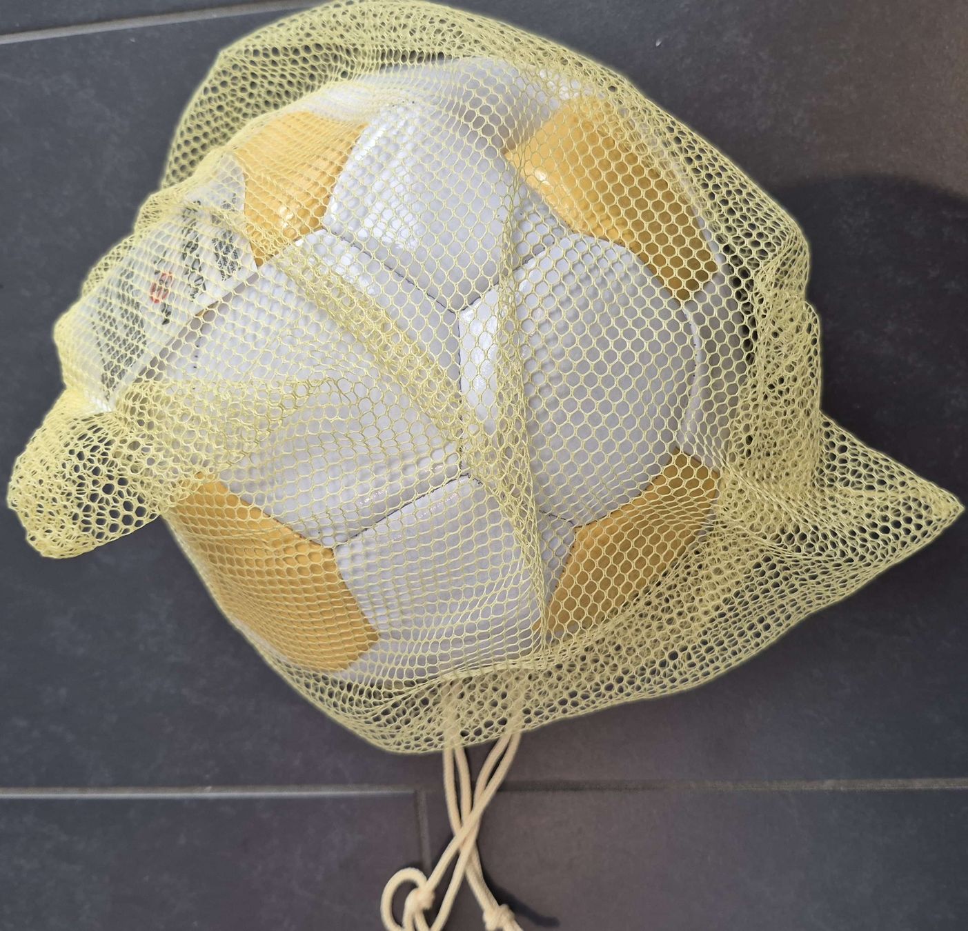 Palloni: Fussball, neu im Netz – Nuovo e nell'imballaggio originale da Thun venduto da Reb80