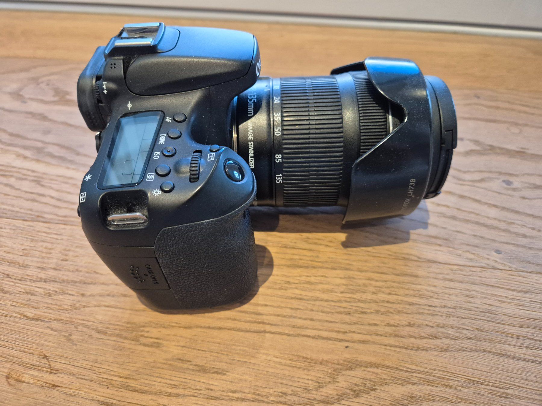 Canon Appareil photo: Canon EOS 70D mit 2 Objektiven und Blitz – D'occasion à Wil SG par black1963 8