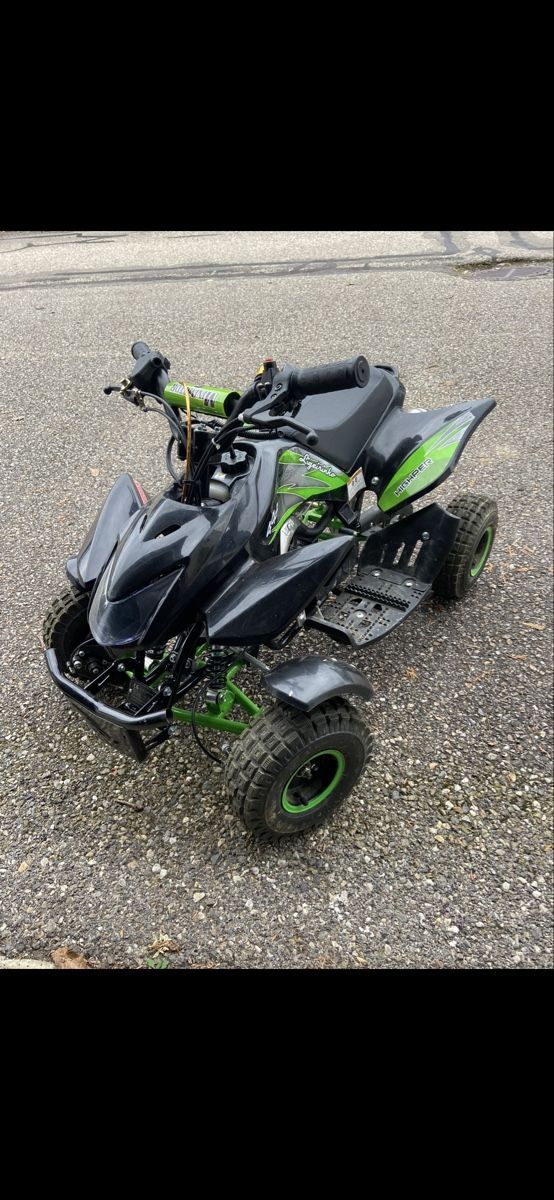 Miniquads: Mini quad thermique 50cc – D'occasion à Neuchâtel par leuenbergerv