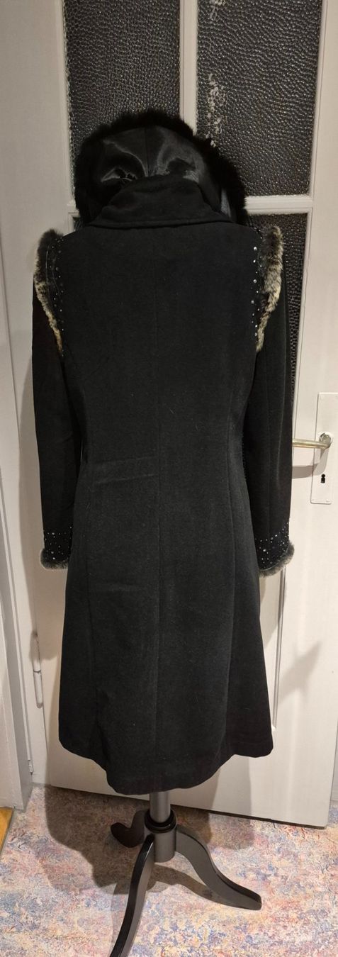 Max Mara Cappotti: Schwarzer Wintermantel mit Pelz, Grösse 32, MAX MARA – Usato da Zürich venduto da Roberto040 3