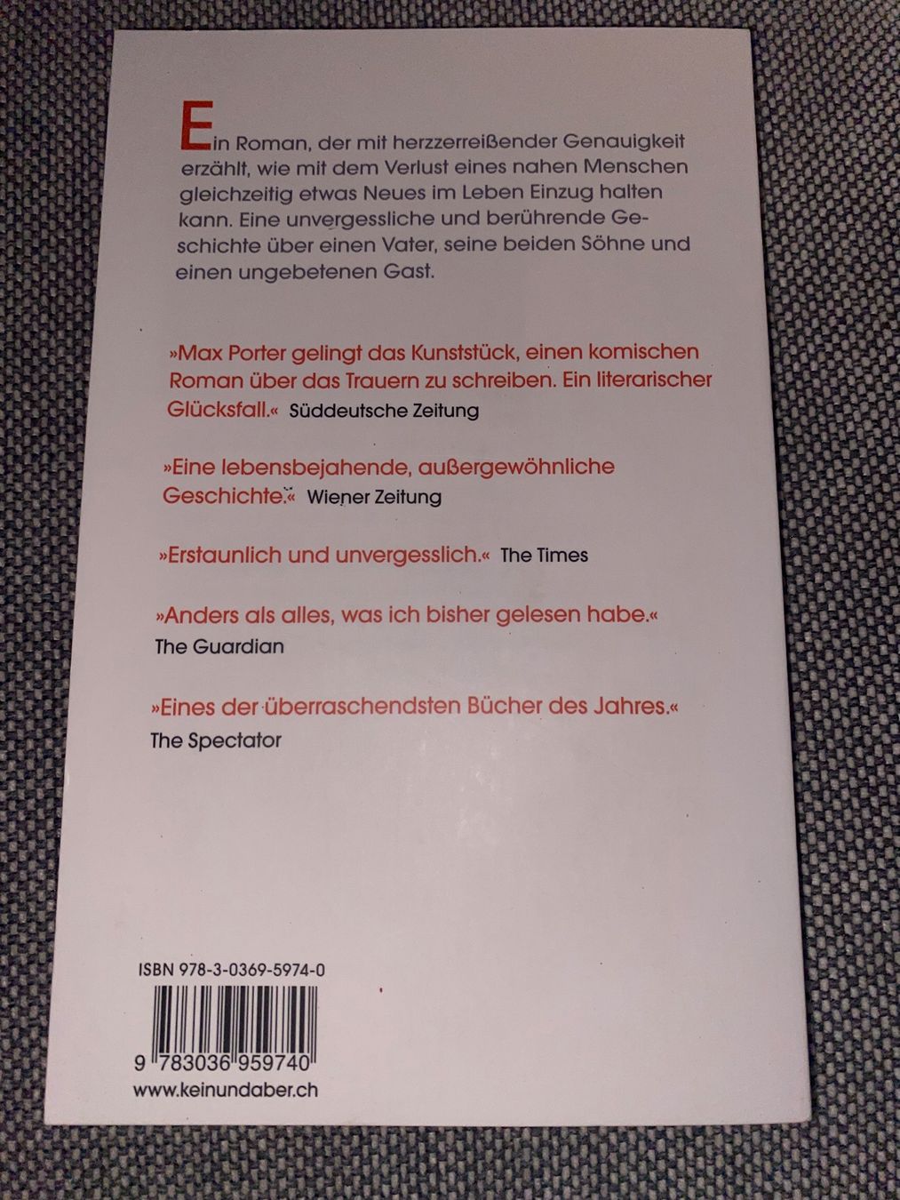 Libri: Max Porter: Trauer ist das Ding mit Federn – Usato da Schmerikon venduto da tam_k9vb 1