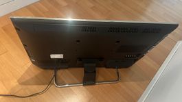 Sony Bravia LCD TV KDL-32HX755 gebraucht mit Fernbedienung