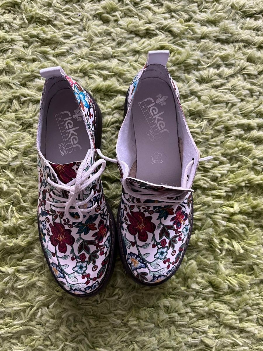Rieker Scarpe da donna: Rieker Frühlingsschuhe, Gr. 38 – Usato da Neuhausen venduto da DELY