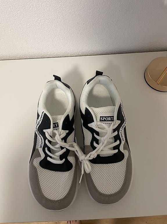 Herrenschuhe: Sneaker Herren/Damen  Gr. 41 – Neu (gemäss Beschreibung) aus Glis von SabrinaXA 2