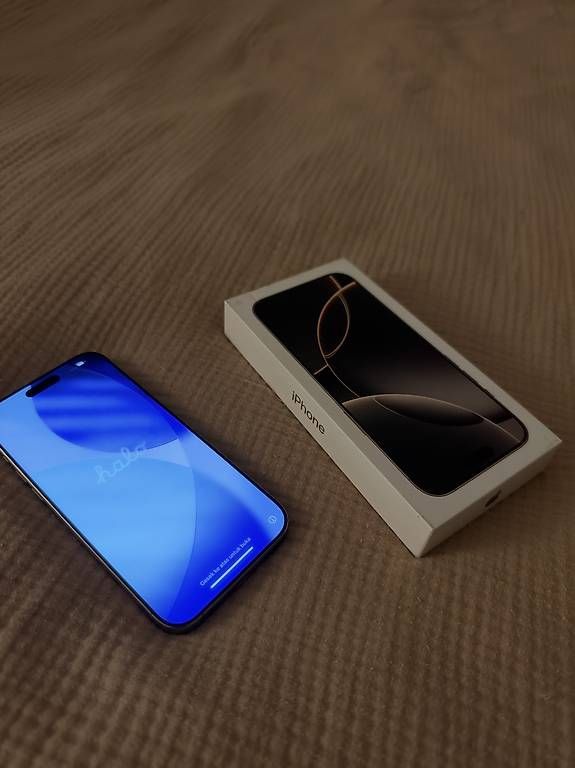 Handys / Smartphones: Iphone 16 Pro Max 256 GB (Gebraucht) – Gebraucht aus Emmenbrücke von sav_6jxg