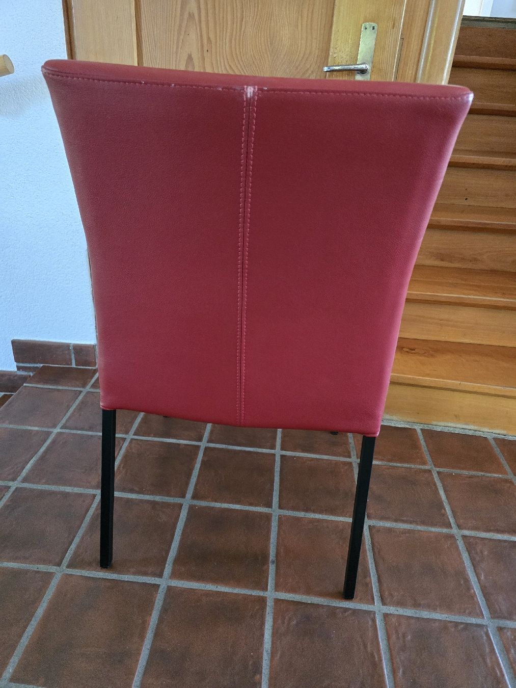 Stühle: Stuhl rot Leder 2 Stk – Gebraucht aus Würenlos von Lea.Maria.Hotz 2