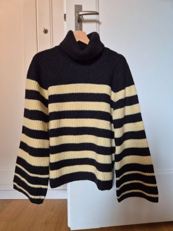 Weicher Rollkragenpullover Wolle Alpaka – Streifen Look