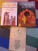Ayurveda Buescher und Info-Broschuere Konvolut