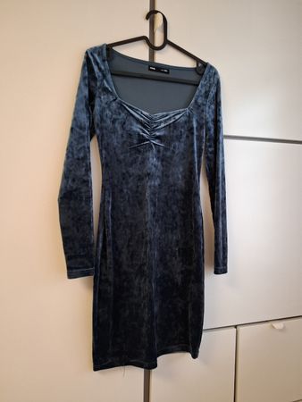 robe bleue marine en velour