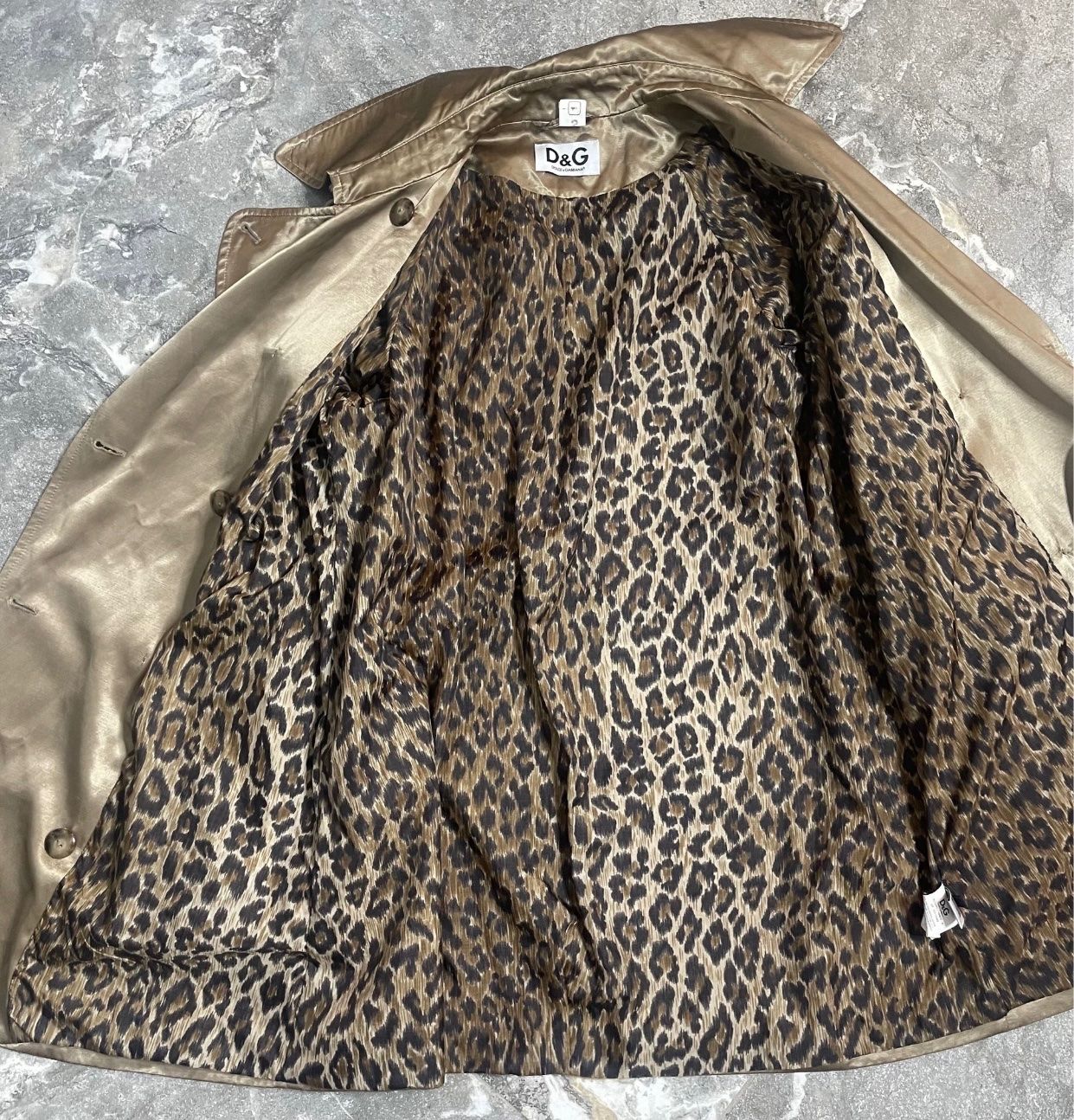 Dolce & Gabbana Mäntel: Mantel, dolce&gabbana trench – Gebraucht aus Zell LU von AliAli24 7